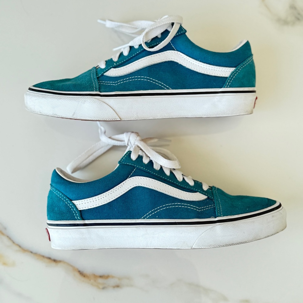Vans women’s teal suede and canvas